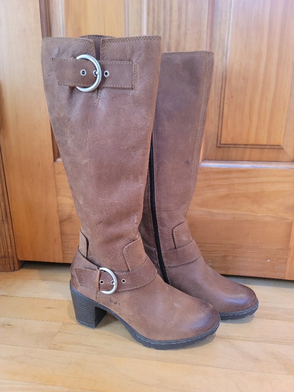 b.o.c. Born Genuine Leather Knee High Boots Brown Riding Silver Buckle Heel Sz 7